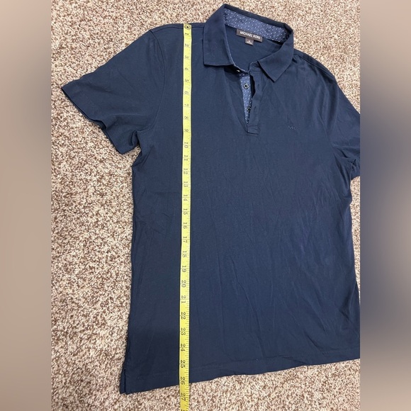 Michael Kors men’s shirt
Size medium - Picture 4 of 6